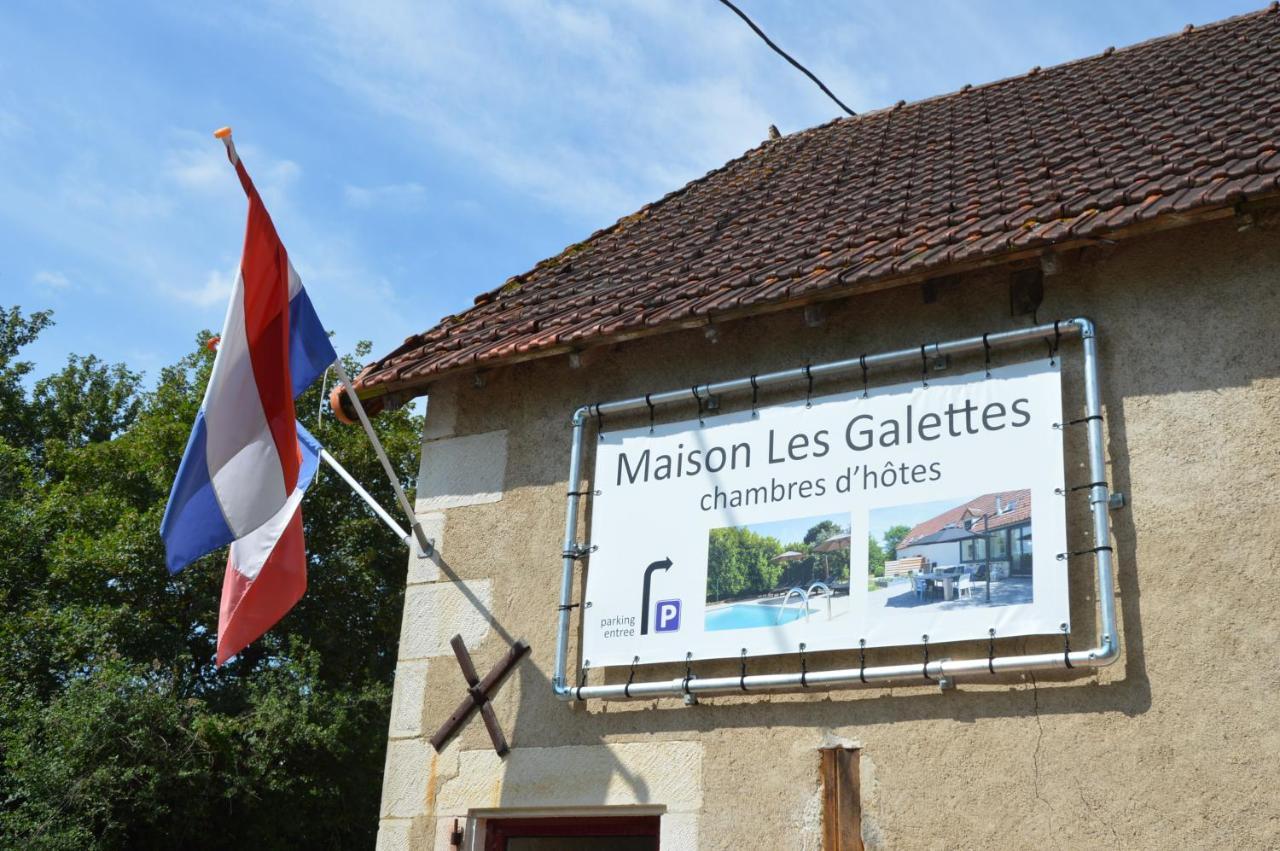 Chambres D'Hotes Maison Les Galettes Rezay Exterior photo